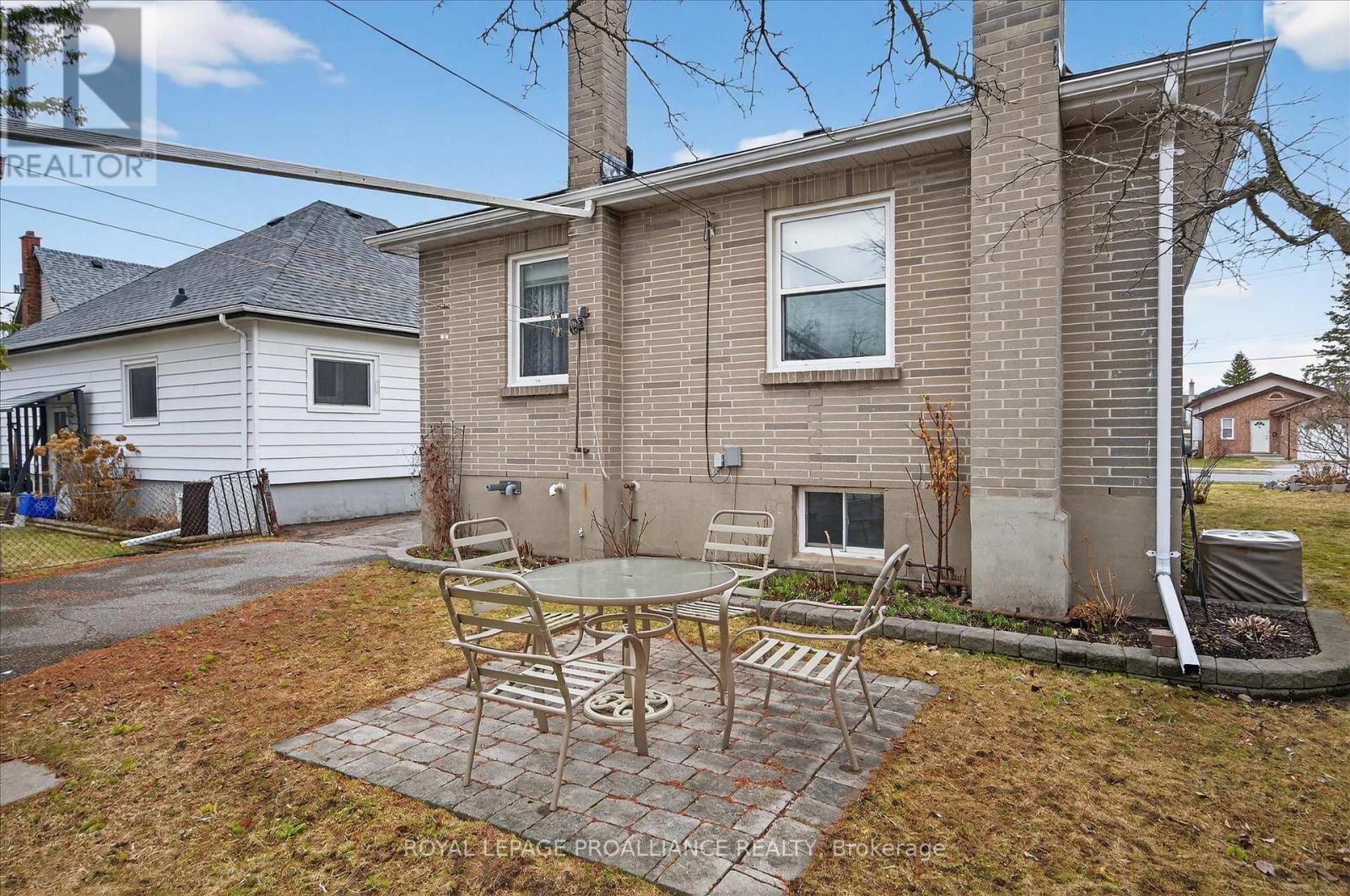 733 Cameron Street, Peterborough, Ontario  K9J 4A1 - Photo 43 - X12970514