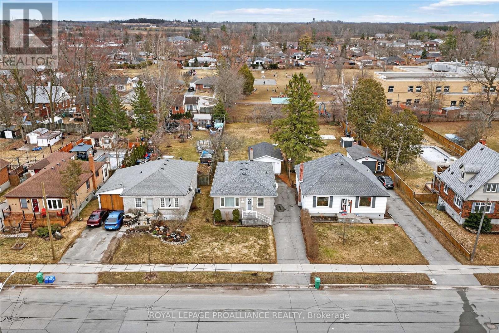 733 Cameron Street, Peterborough, Ontario  K9J 4A1 - Photo 49 - X12970514