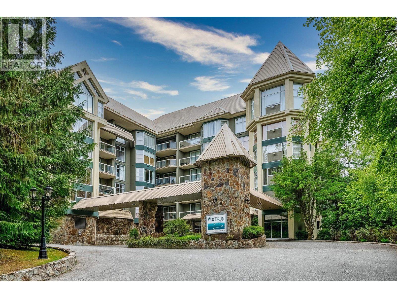 409 4910 Spearhead Place, Whistler, British Columbia  V0N 1B4 - Photo 2 - R3108188
