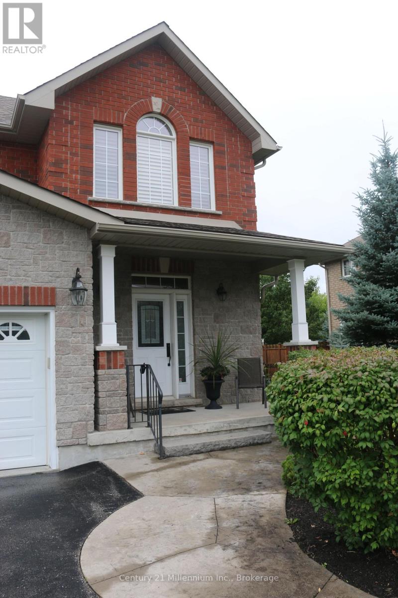 9 Hill Street, Collingwood, Ontario  L9Y 0A7 - Photo 3 - S12819504