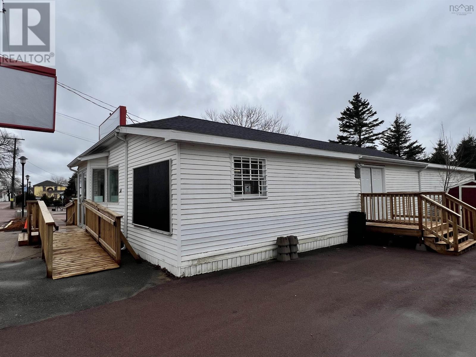 14 Main Street, Sherbrooke, Nova Scotia  B0J 3C0 - Photo 3 - 202606614