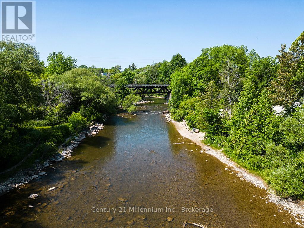 407 - 10 Bay Street E, Blue Mountains, Ontario  N0H 2P0 - Photo 32 - X12970070