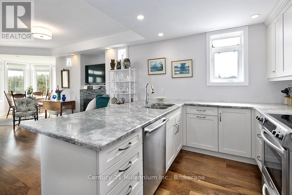 407 - 10 Bay Street E, Blue Mountains, Ontario  N0H 2P0 - Photo 17 - X12970070