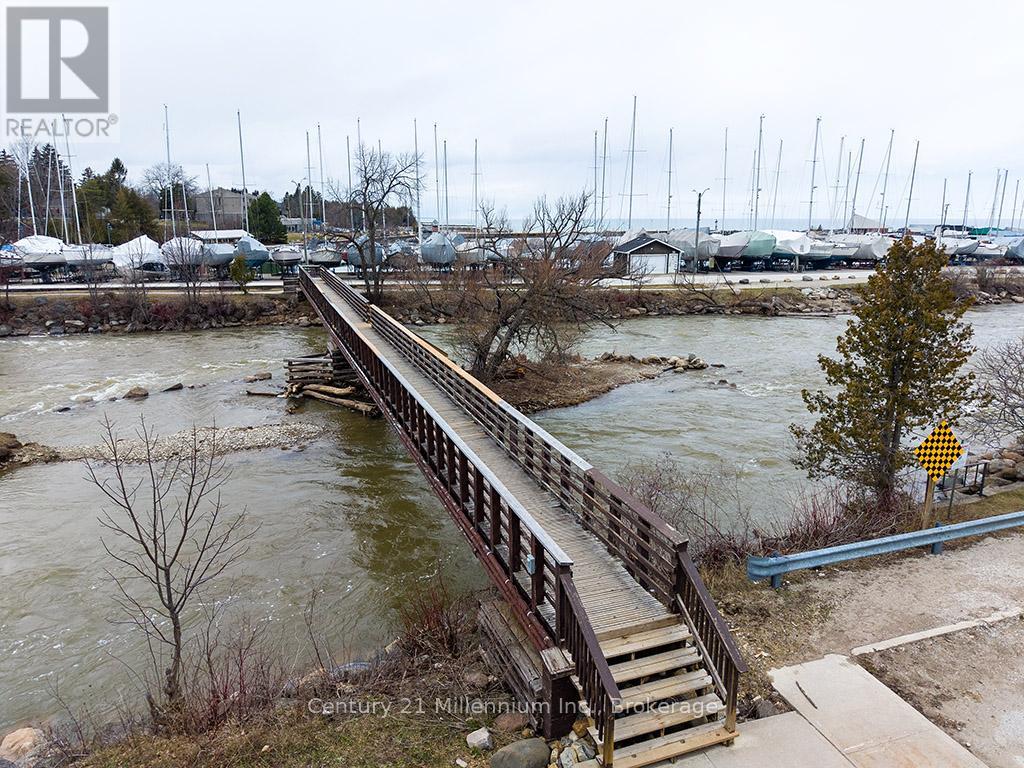 407 - 10 Bay Street E, Blue Mountains, Ontario  N0H 2P0 - Photo 27 - X12970070