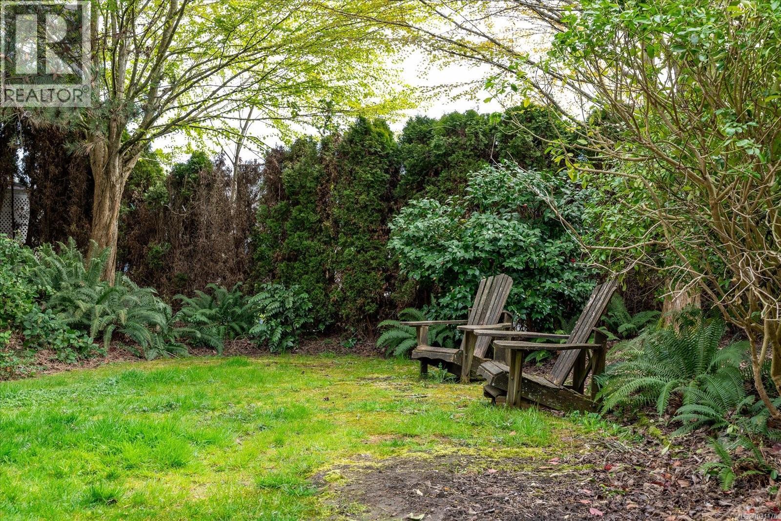 305 555 Franklyn St, Nanaimo, British Columbia  V9R 2X9 - Photo 32 - 1031176