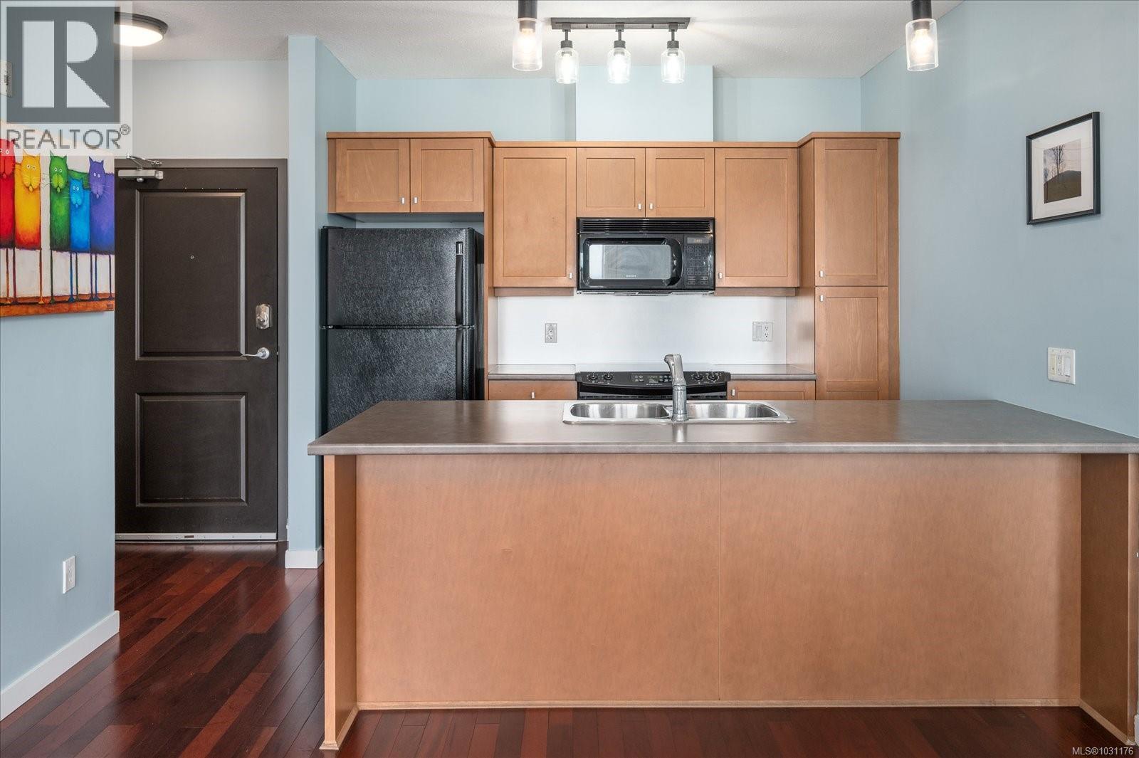 305 555 Franklyn St, Nanaimo, British Columbia  V9R 2X9 - Photo 5 - 1031176