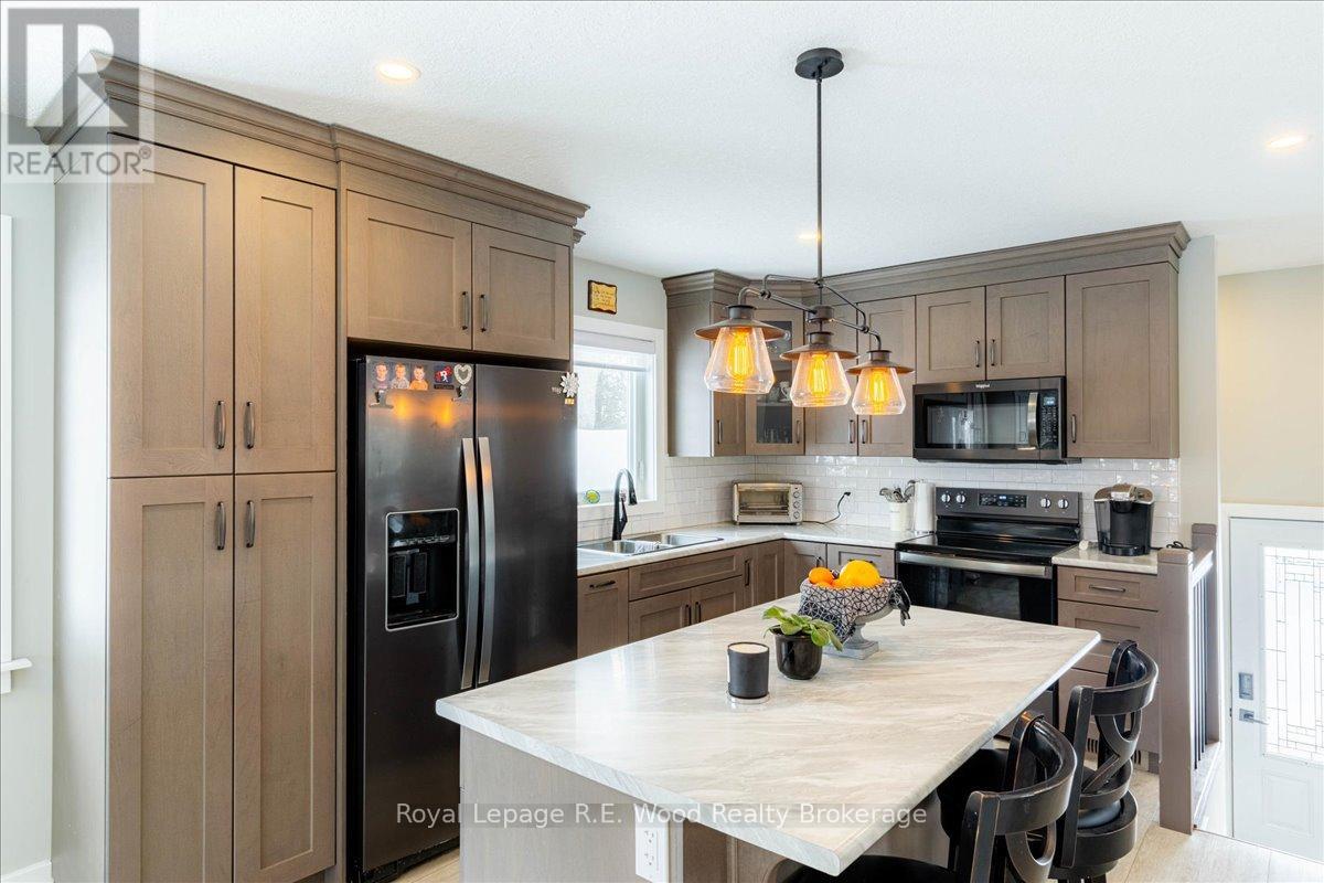 35 Church Street E, Norwich, Ontario  N0J 1C0 - Photo 2 - X12880628