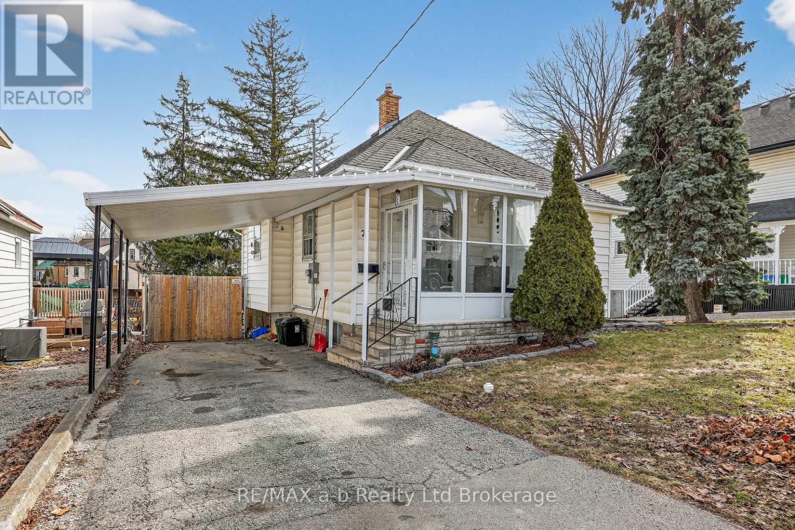 27 Fyfe Avenue, Woodstock, Ontario  N4S 3S5 - Photo 27 - X12923762