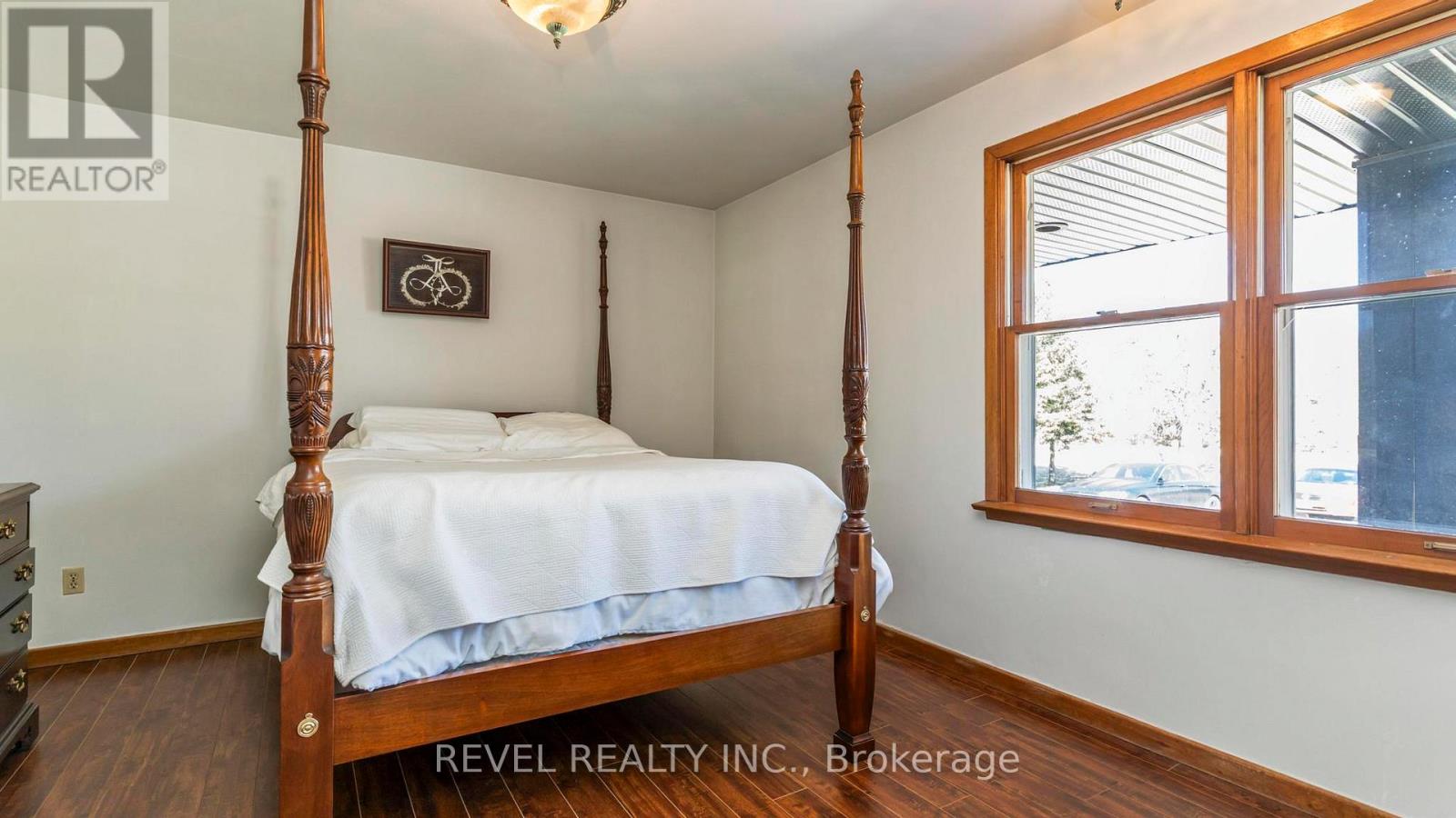 20875 Cherryhill Road, Thames Centre, Ontario  N0M 2M0 - Photo 16 - X12970226