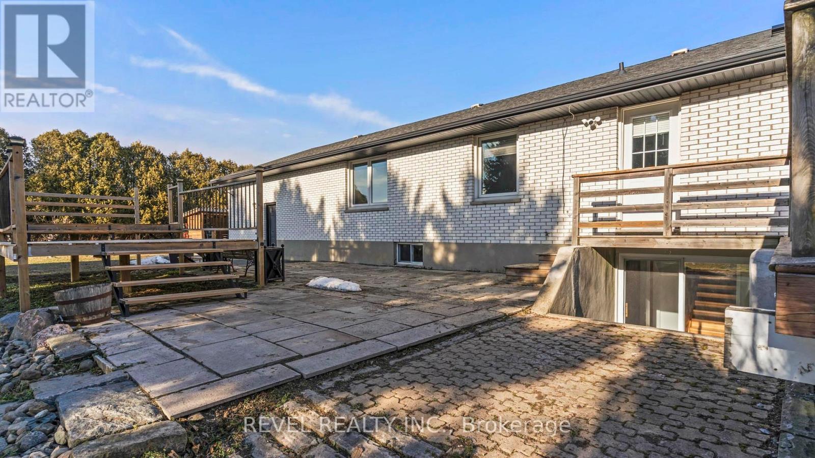 20875 Cherryhill Road, Thames Centre, Ontario  N0M 2M0 - Photo 38 - X12970226