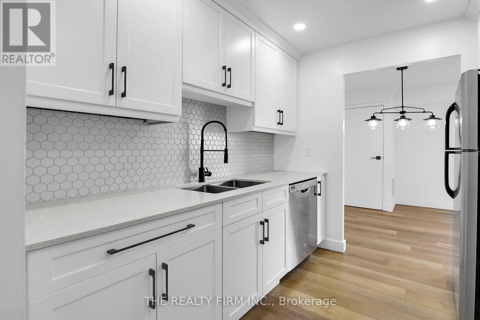 907 - 860 Commissioners Road E, London South, Ontario  N6C 5Y8 - Photo 9 - X12970392