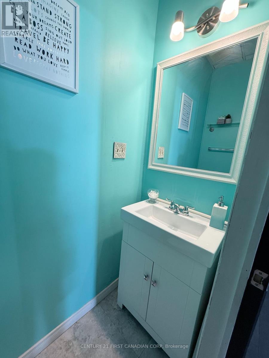 176a York Street, London East, Ontario  N6A 1B5 - Photo 10 - X12970408