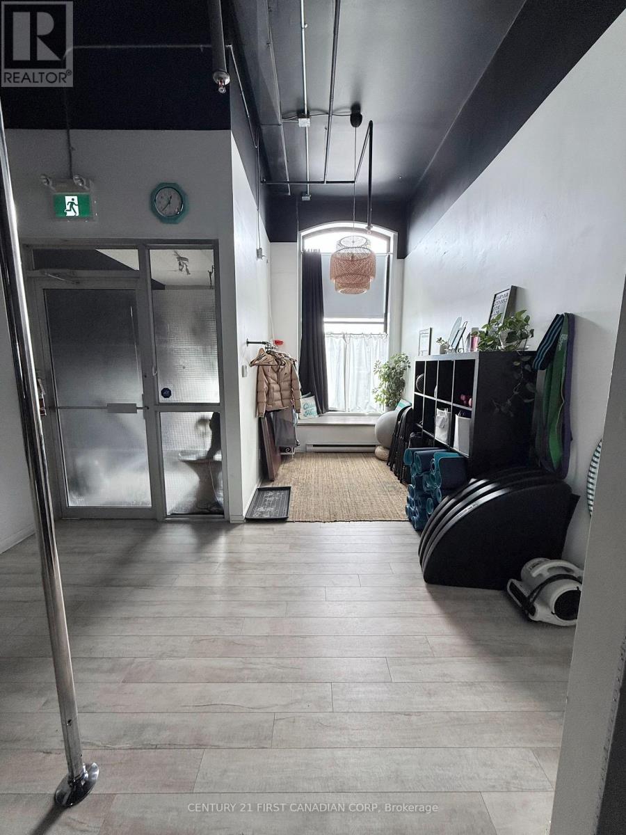 176a York Street, London East, Ontario  N6A 1B5 - Photo 5 - X12970408