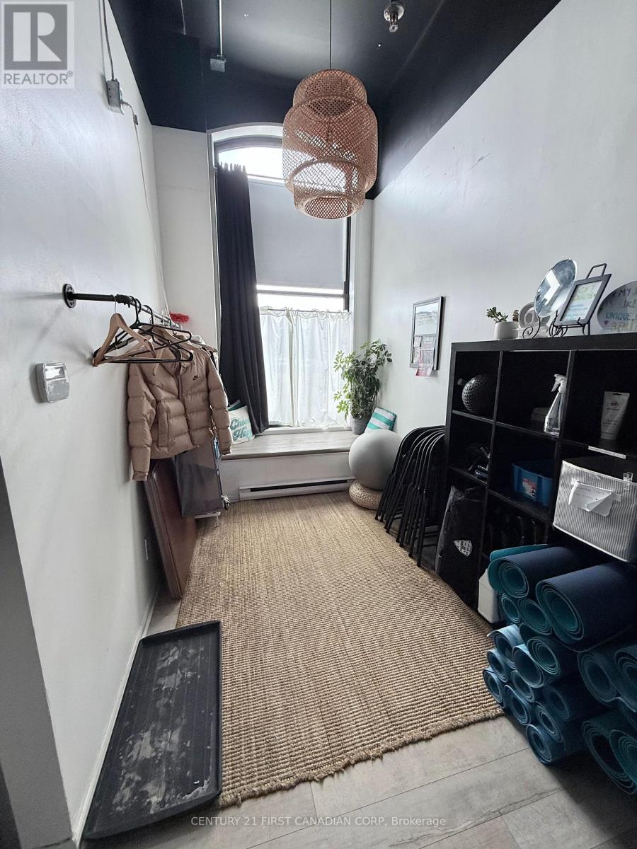 176a York Street, London East, Ontario  N6A 1B5 - Photo 6 - X12970408