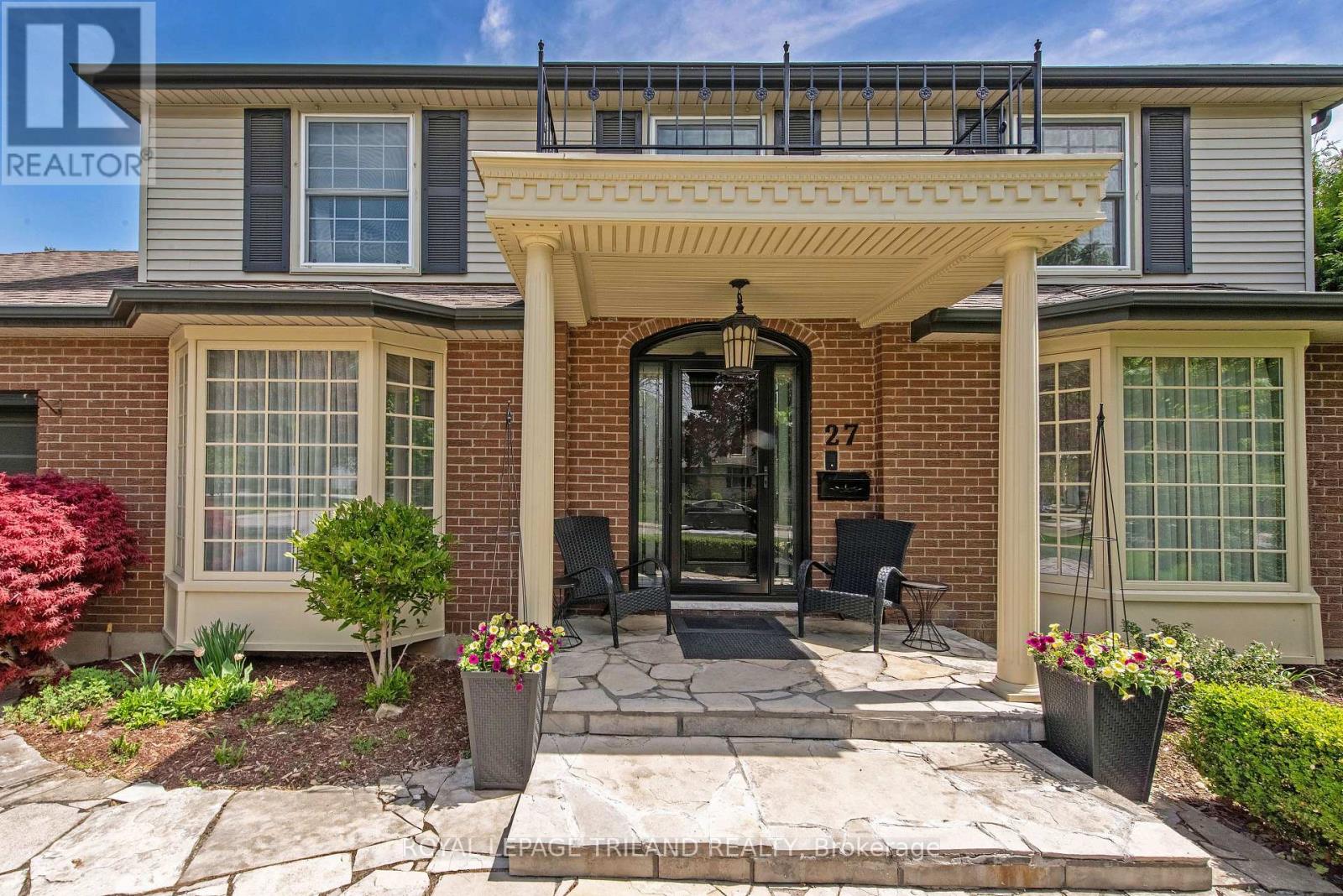 27 Cherokee Road, London North, Ontario  N6G 2N7 - Photo 3 - X12970440