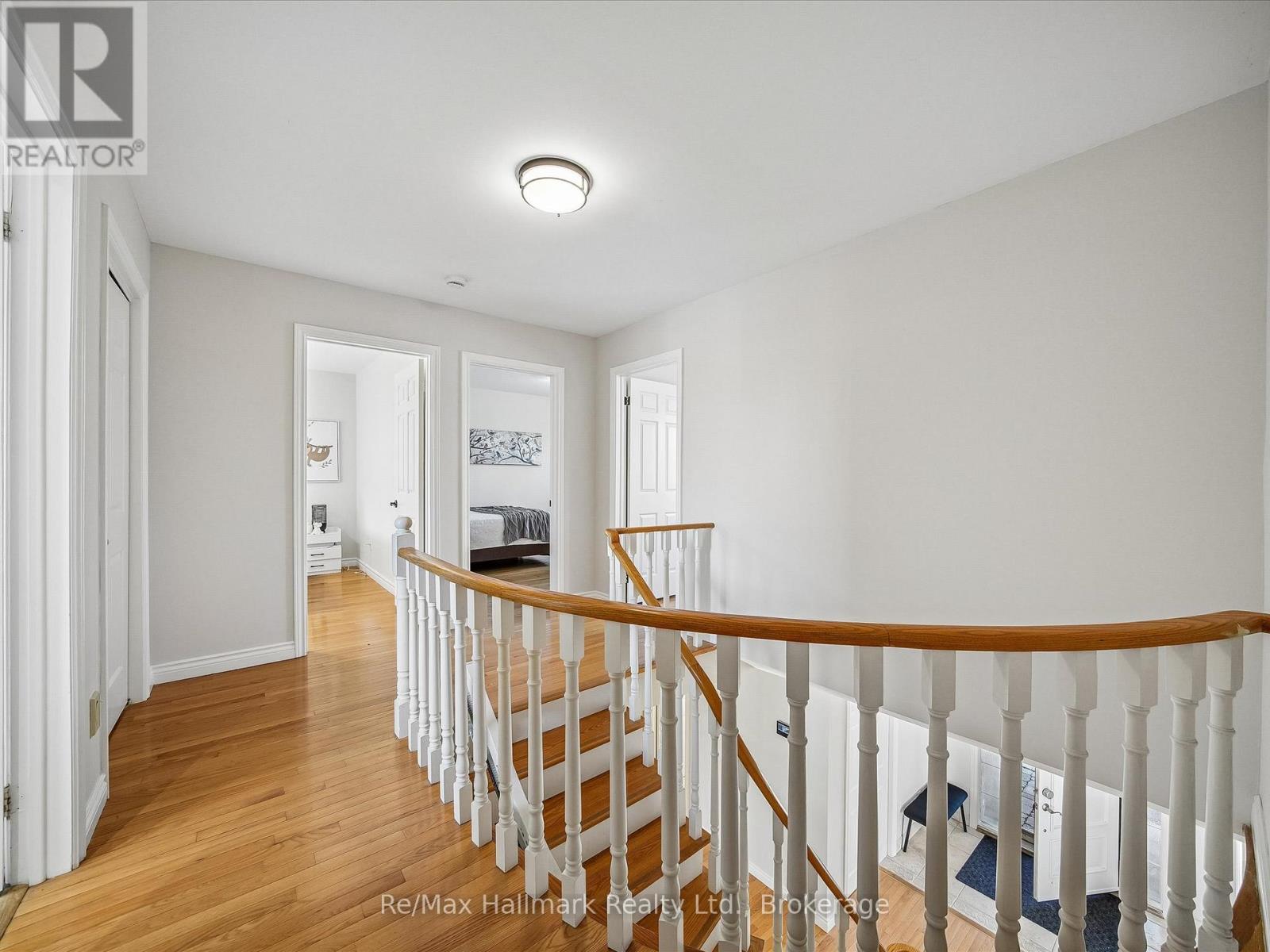 2103 Constance Drive, Oakville, Ontario  L6J 5V1 - Photo 24 - W12970324