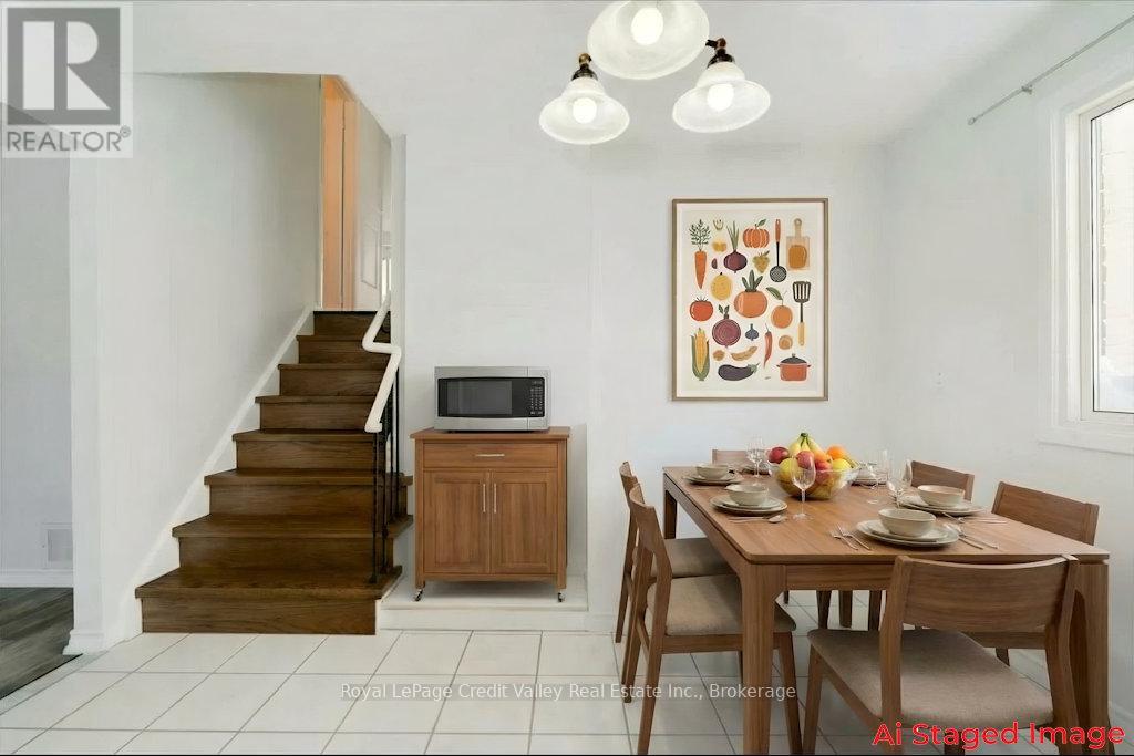 376 Hansen Road N, Brampton, Ontario  L6V 3P7 - Photo 9 - W12970386