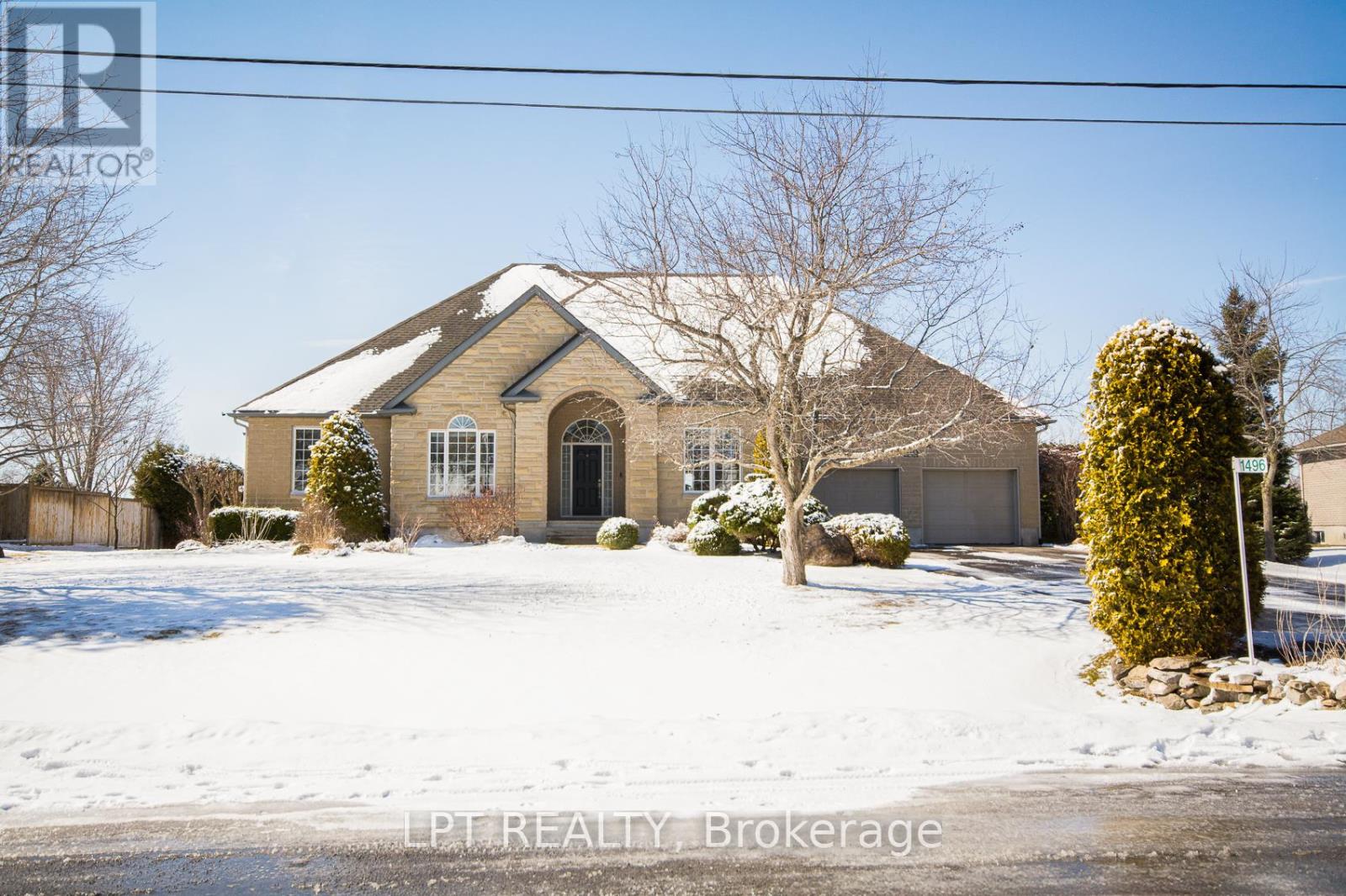 1496 Stableview Way, Ottawa, Ontario  K4P 1P2 - Photo 2 - X12970566