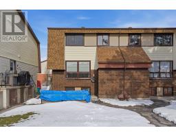 B - 25 WOODVALE GREEN, Ottawa, Ontario