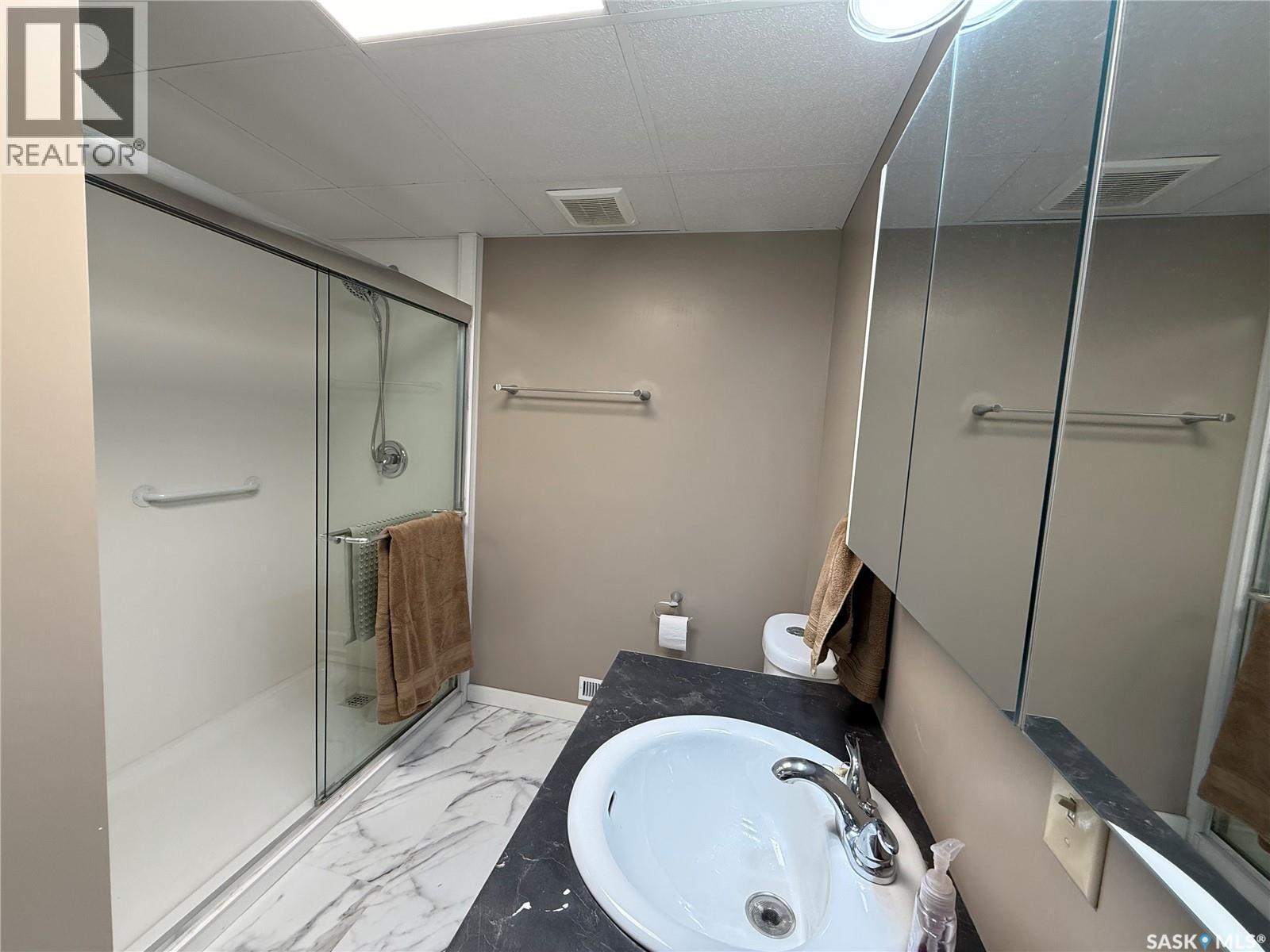 801 Lorne Street W, Swift Current, Saskatchewan  S9H 0J8 - Photo 15 - SK032339