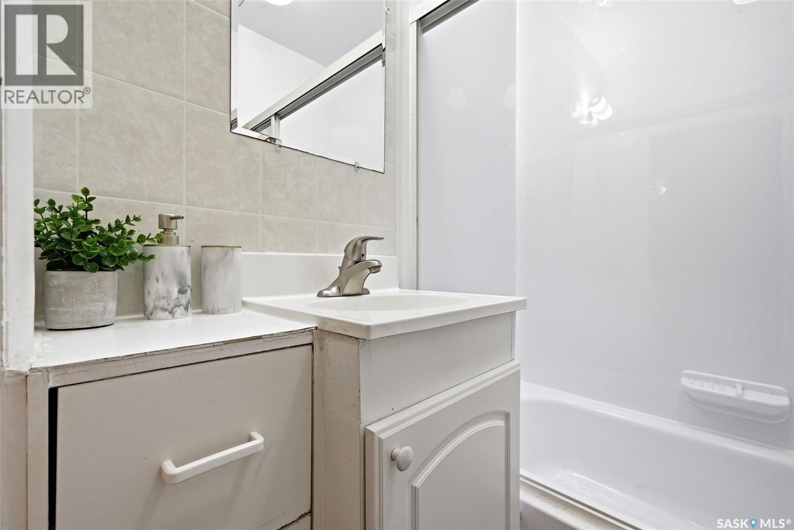 1441 Athol Street, Regina, Saskatchewan  S4T 3C7 - Photo 14 - SK032332