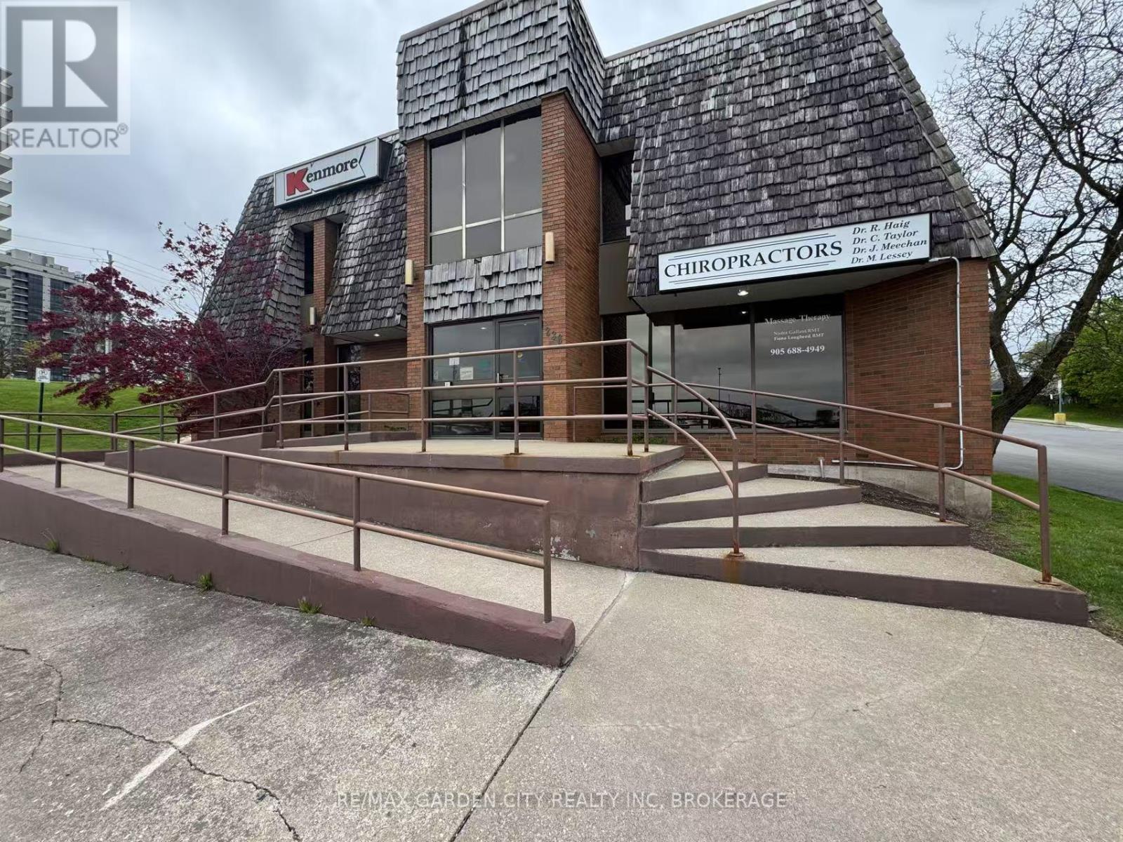 2ND FLOOR - 236 GLENRIDGE AVENUE, St. Catharines, Ontario