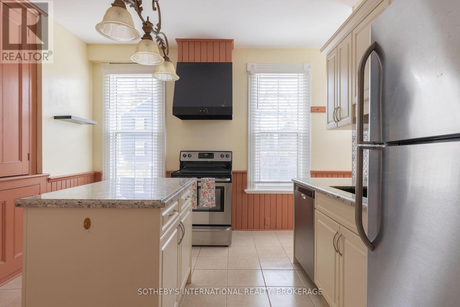 85 Ricardo Street, Niagara-On-The-Lake, Ontario  L0S 1J0 - Photo 13 - X12970520