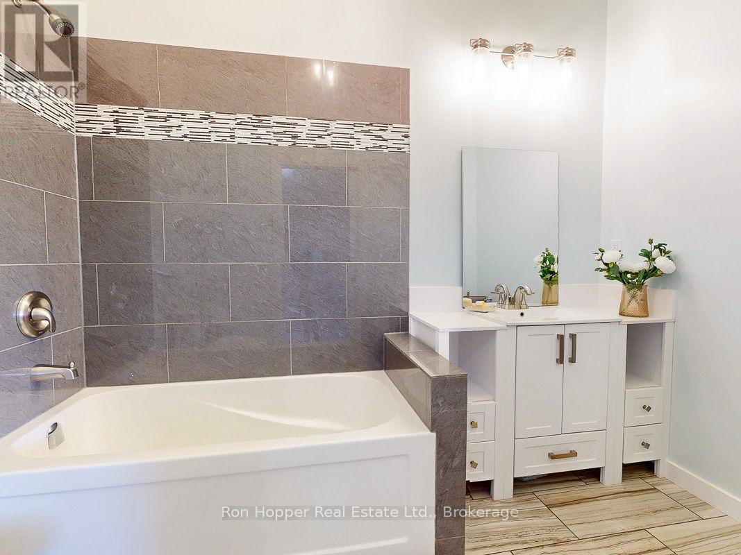 123025 Story Book Park Road, Meaford, Ontario  N4K 5N6 - Photo 19 - X12970452