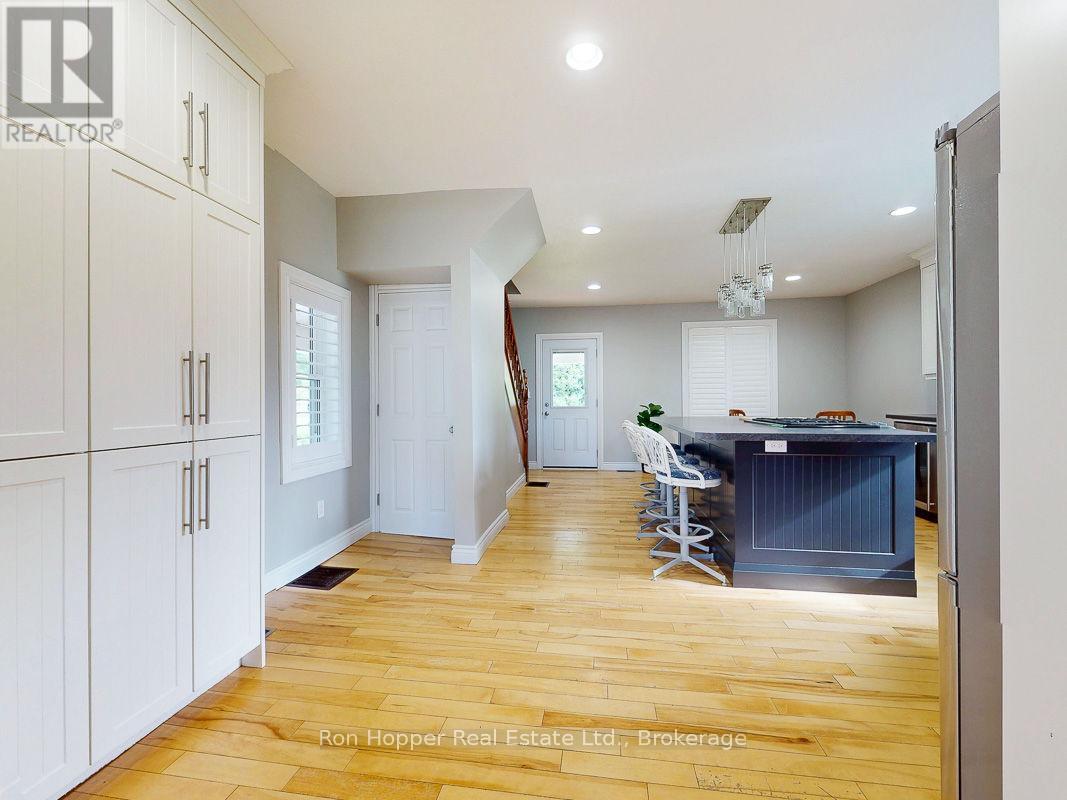 123025 Story Book Park Road, Meaford, Ontario  N4K 5N6 - Photo 7 - X12970452