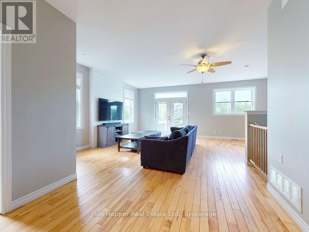 123025 Story Book Park Road, Meaford, Ontario  N4K 5N6 - Photo 8 - X12970452