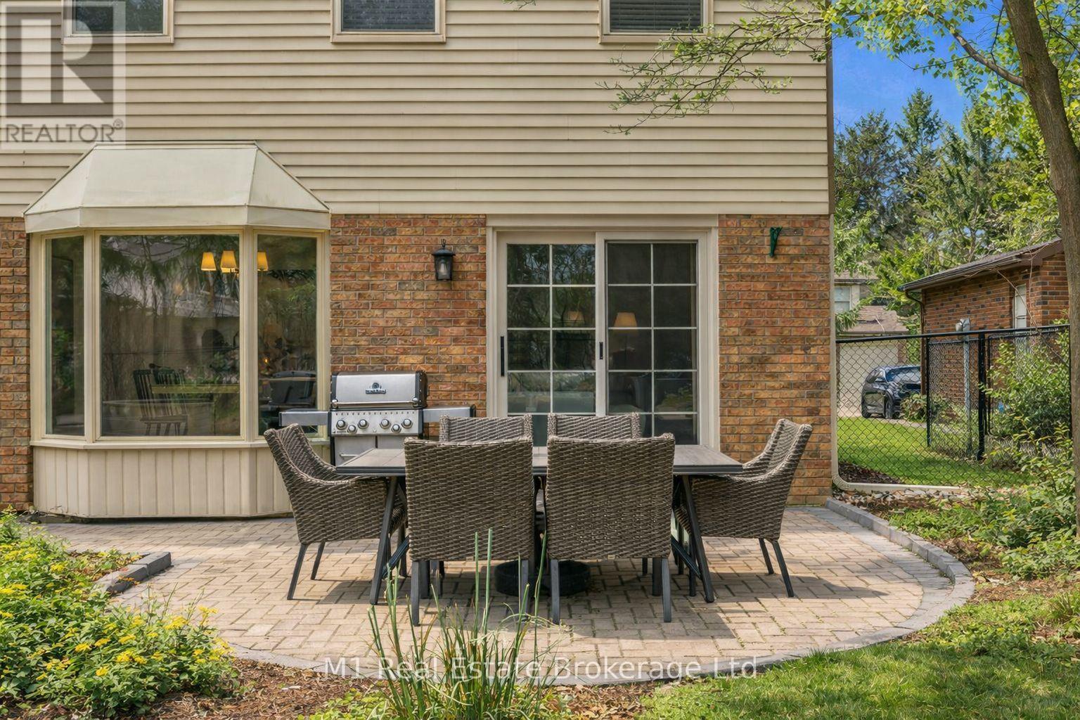 320 Tatlock Drive, Waterloo, Ontario  N2L 5Y5 - Photo 42 - X12970508