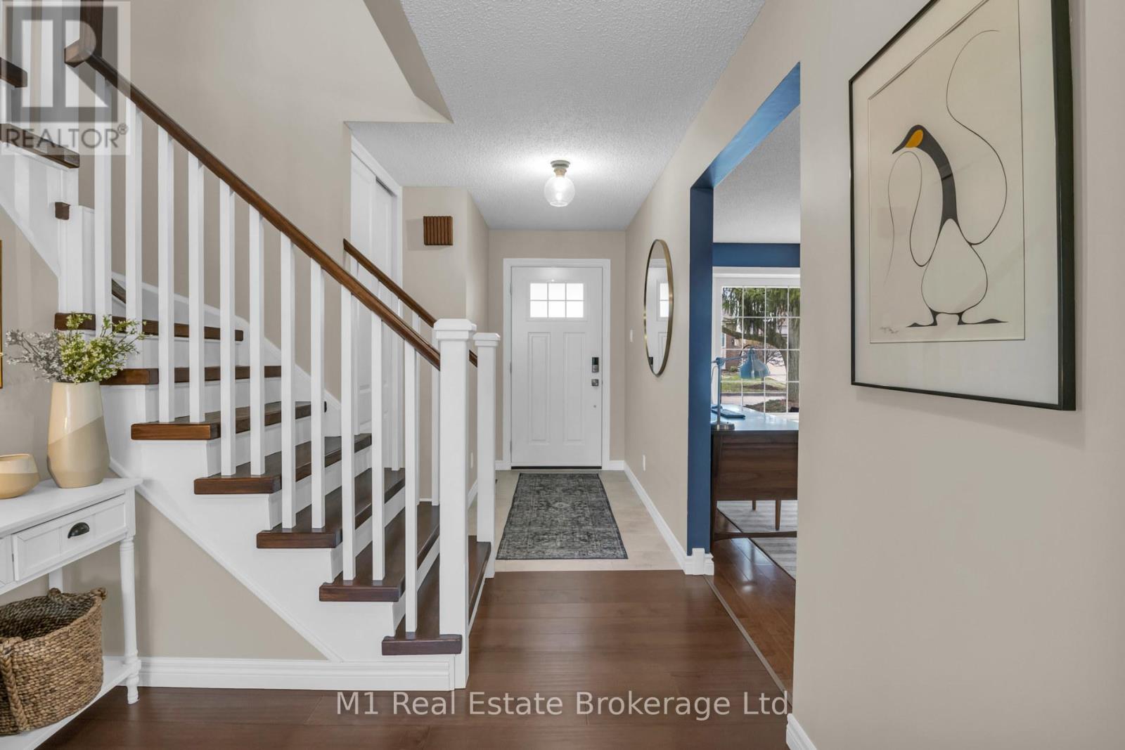 320 Tatlock Drive, Waterloo, Ontario  N2L 5Y5 - Photo 6 - X12970508