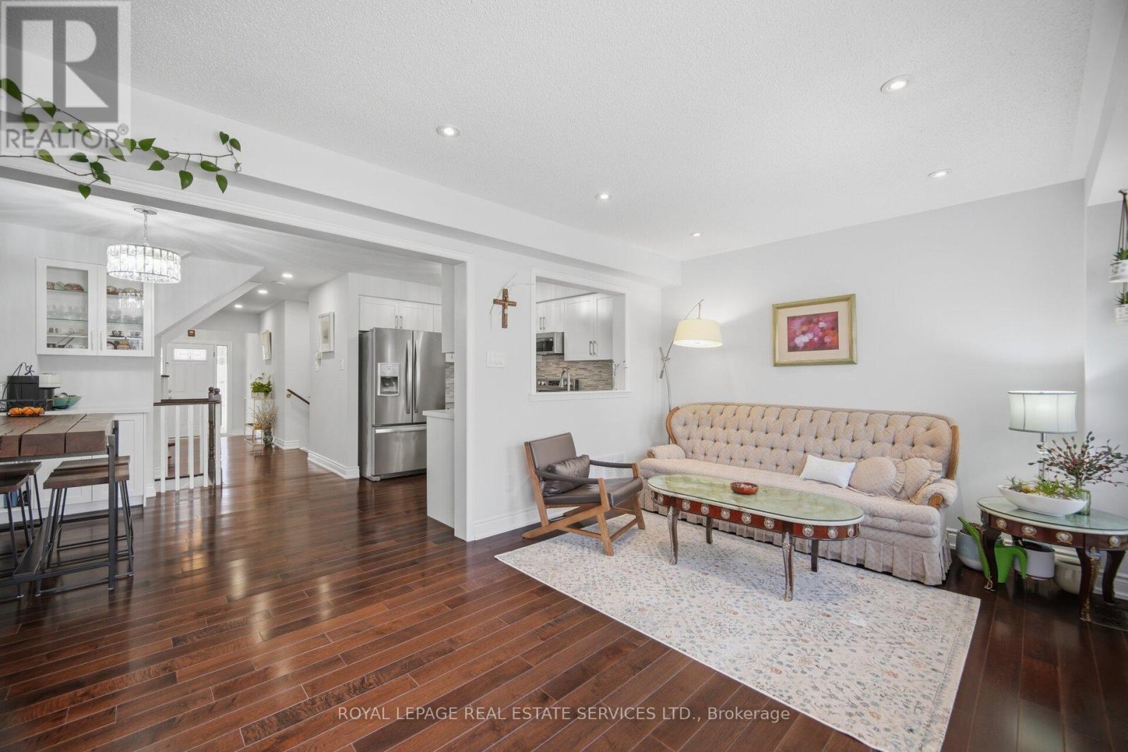 3749 Nightstar Drive, Mississauga, Ontario  L5M 8A5 - Photo 12 - W12970074