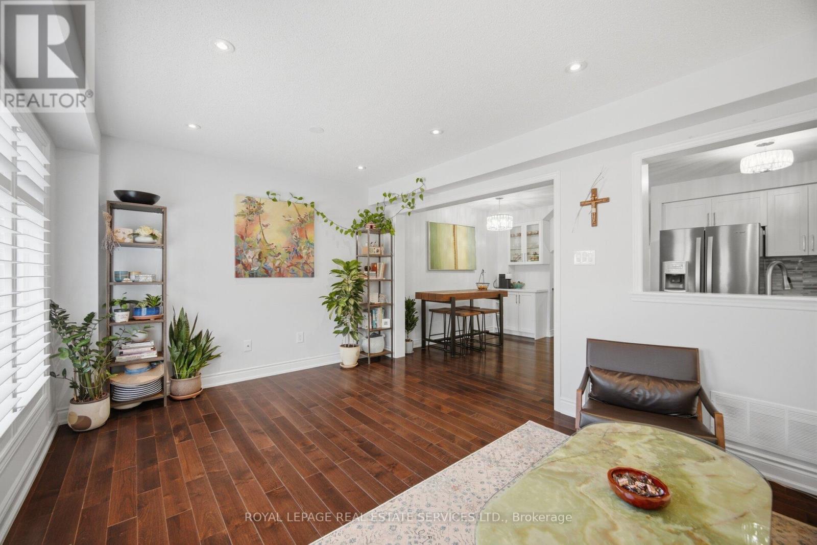 3749 Nightstar Drive, Mississauga, Ontario  L5M 8A5 - Photo 11 - W12970074