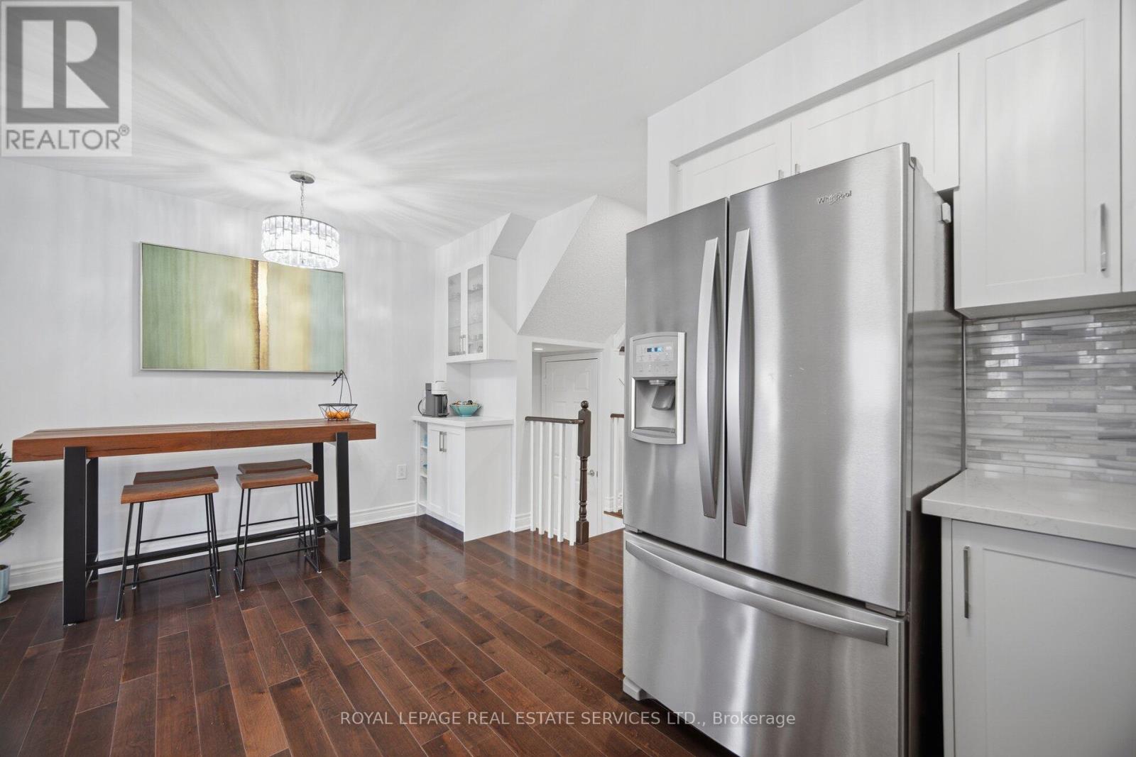 3749 Nightstar Drive, Mississauga, Ontario  L5M 8A5 - Photo 15 - W12970074