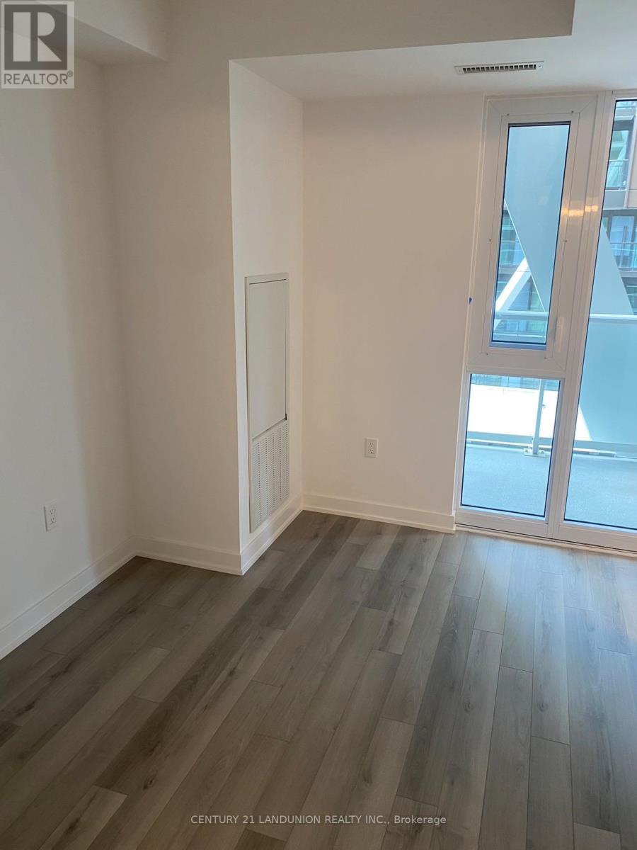 1336 - 230 Simcoe Street, Toronto (Kensington-Chinatown), Ontario  M5T 0G7 - Photo 6 - C12970202