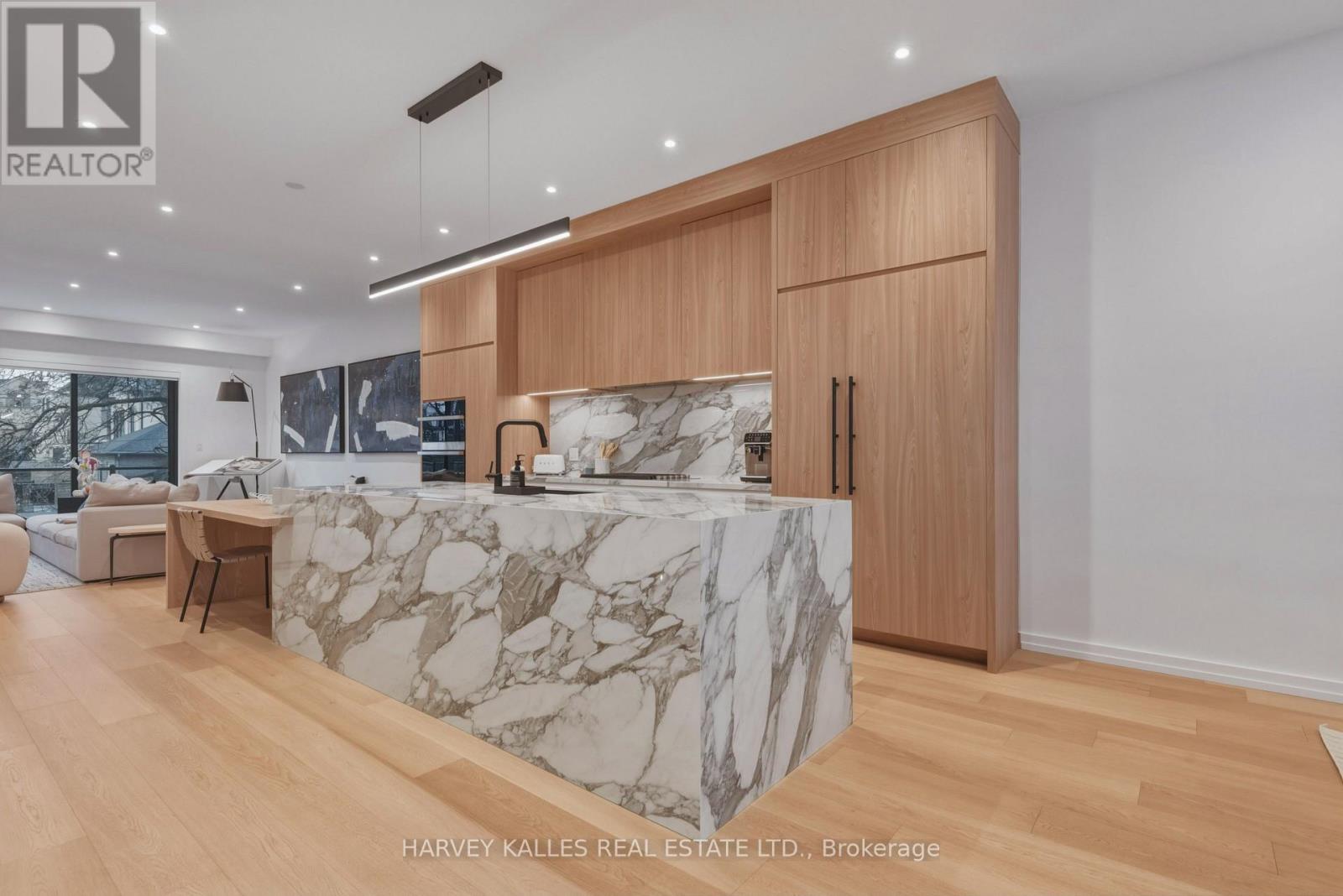 45 Gloucester Grove, Toronto, Ontario  M6C 2A2 - Photo 10 - C12970230