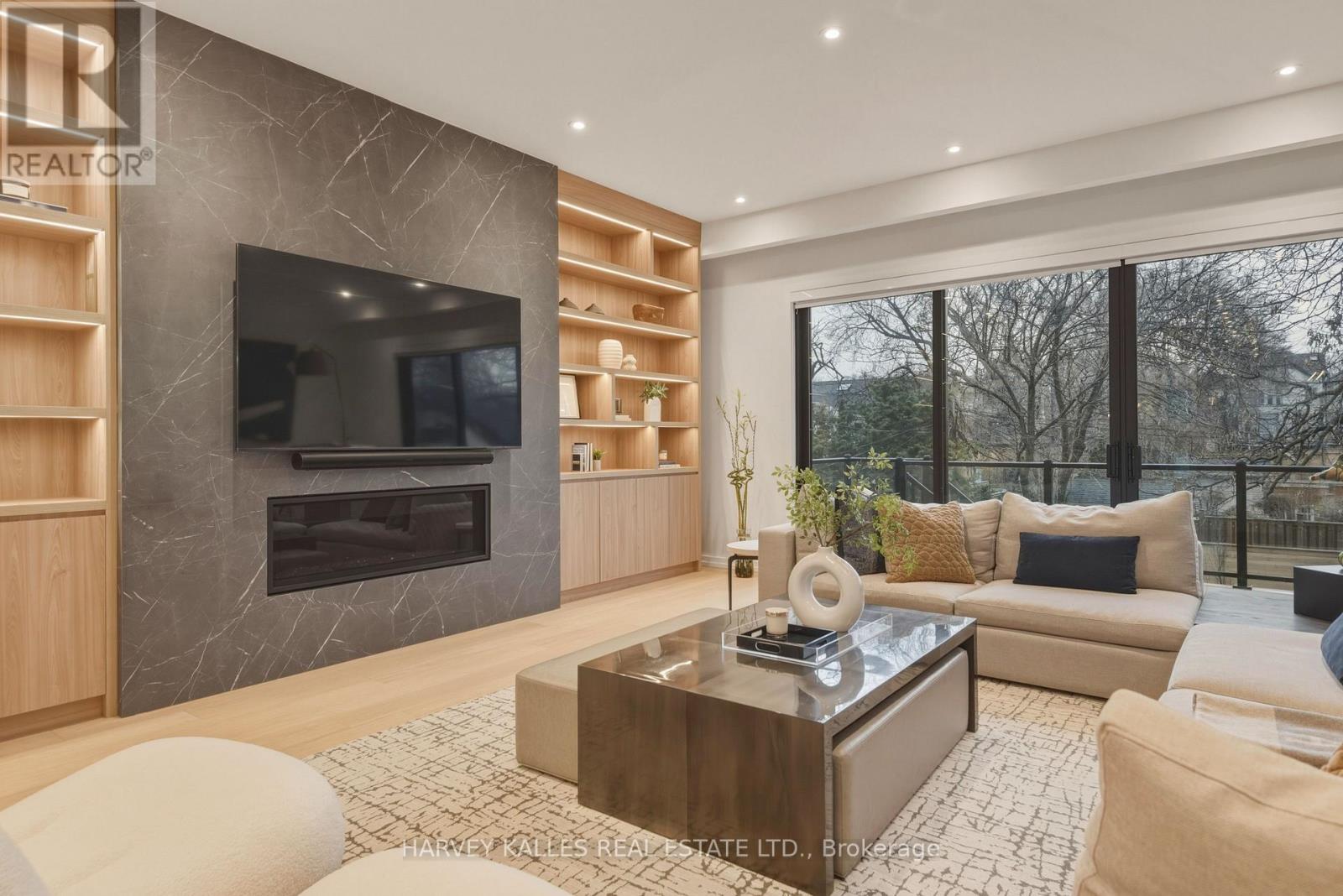 45 Gloucester Grove, Toronto, Ontario  M6C 2A2 - Photo 21 - C12970230