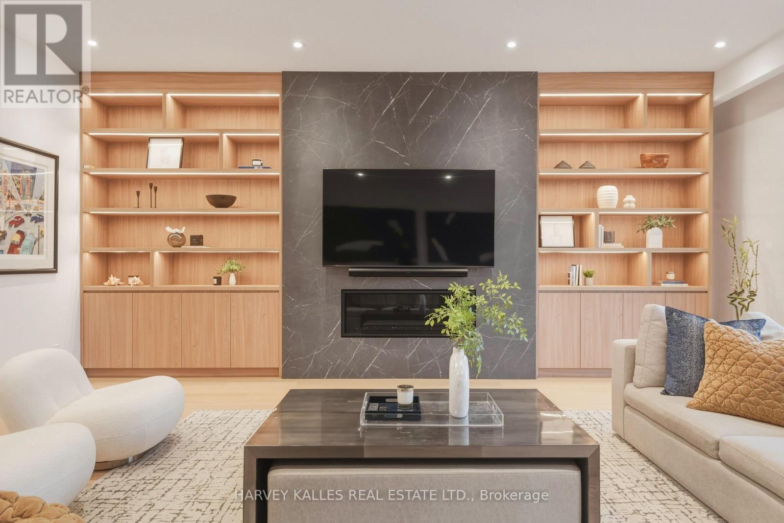 45 Gloucester Grove, Toronto, Ontario  M6C 2A2 - Photo 22 - C12970230