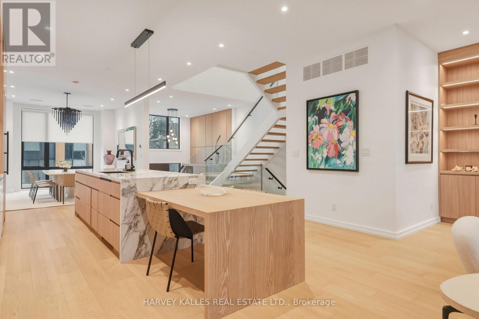 45 Gloucester Grove, Toronto, Ontario  M6C 2A2 - Photo 24 - C12970230