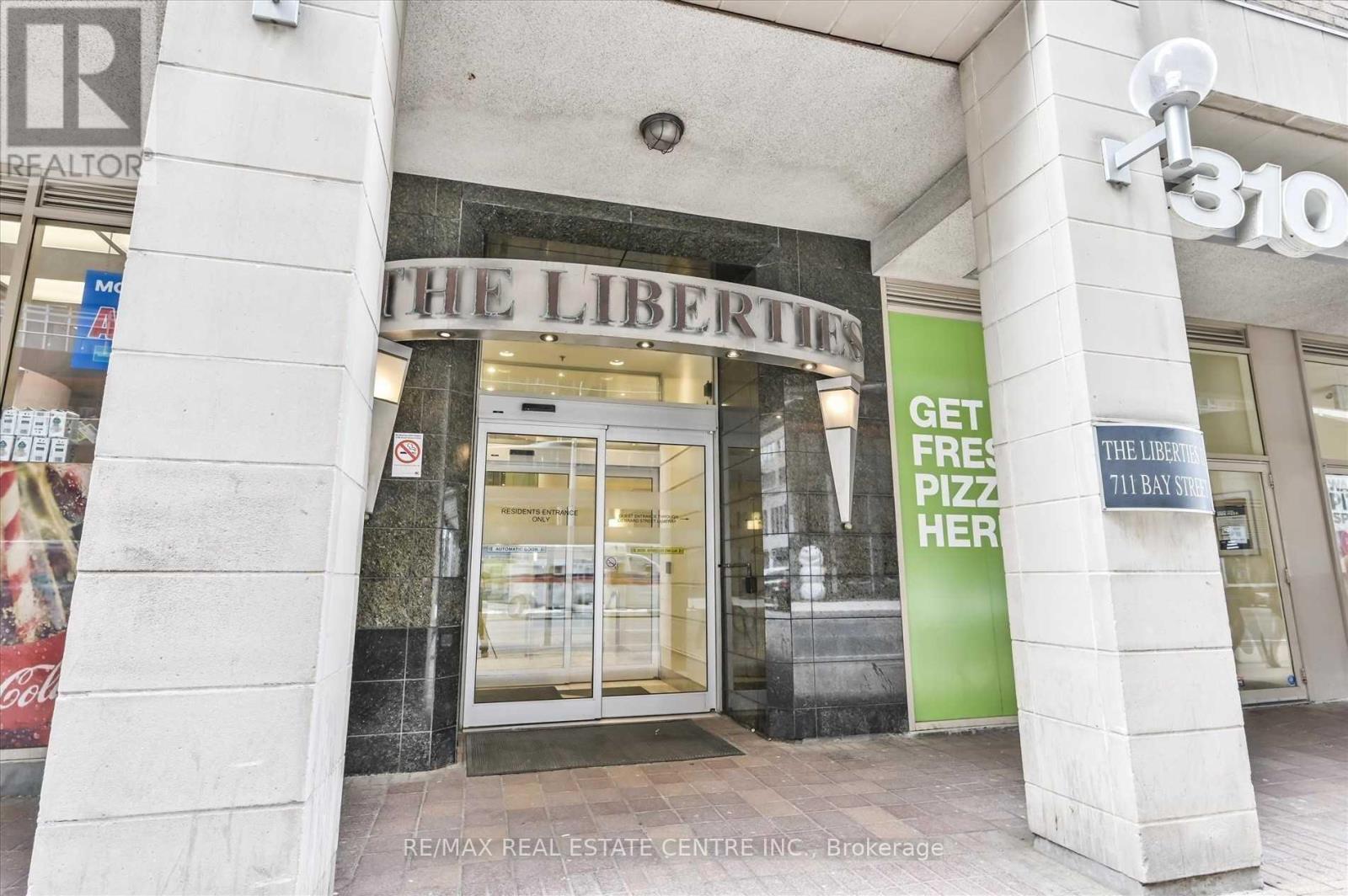 1414 - 711 Bay Street, Toronto (Bay Street Corridor), Ontario  M5G 2J8 - Photo 2 - C12970234