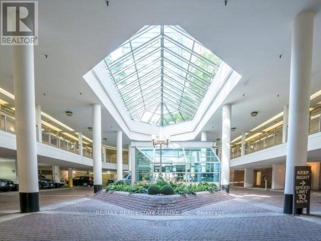 1414 - 711 Bay Street, Toronto (Bay Street Corridor), Ontario  M5G 2J8 - Photo 3 - C12970234