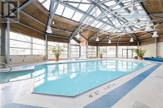 1414 - 711 Bay Street, Toronto (Bay Street Corridor), Ontario  M5G 2J8 - Photo 6 - C12970234