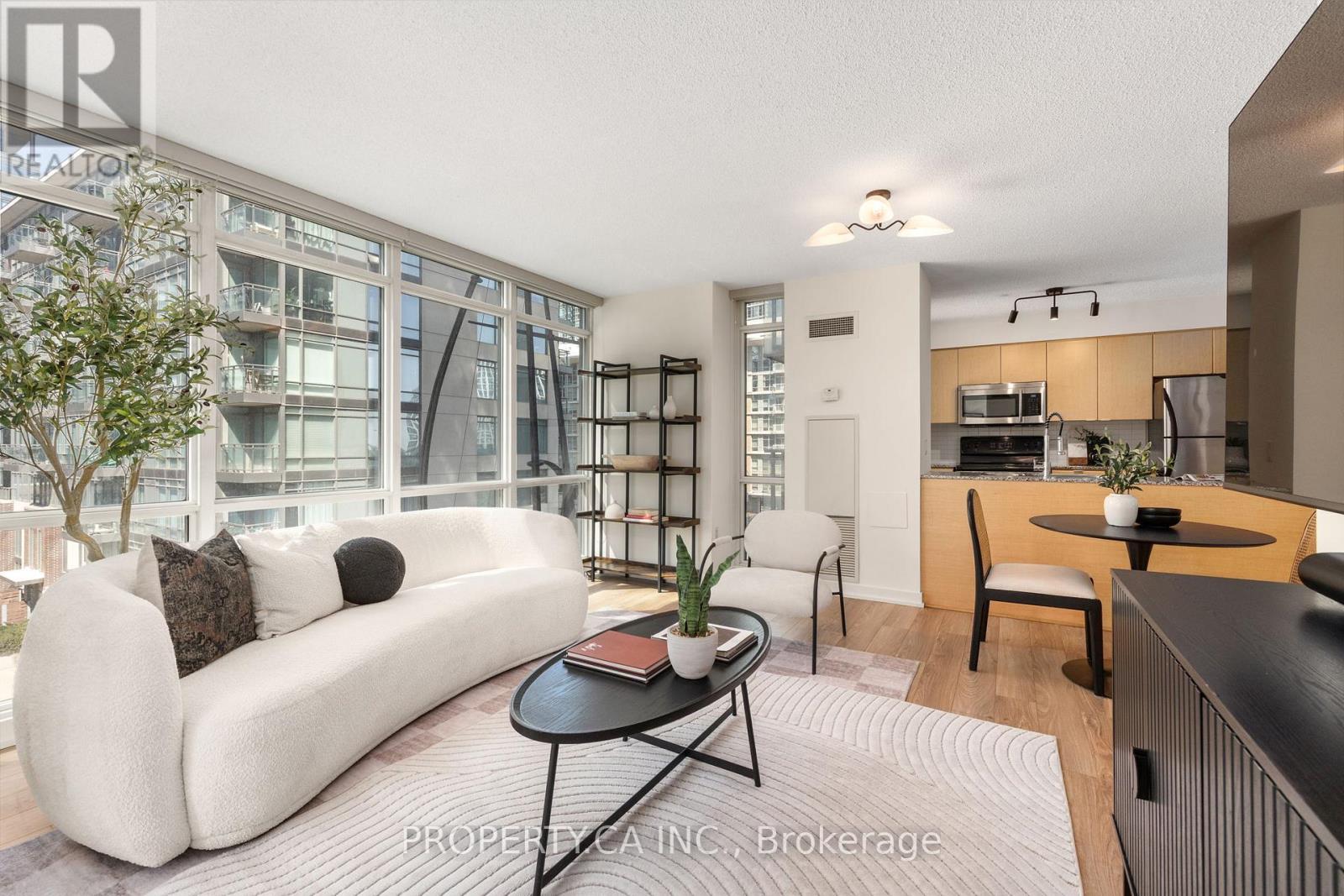 503 - 11 Brunel Court, Toronto, Ontario  M5V 3Y3 - Photo 14 - C12970268