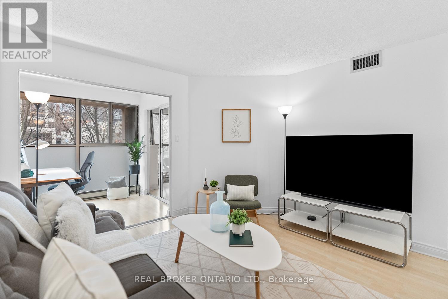 223 - 65 Scadding Avenue, Toronto, Ontario  M5A 4L1 - Photo 6 - C12970284