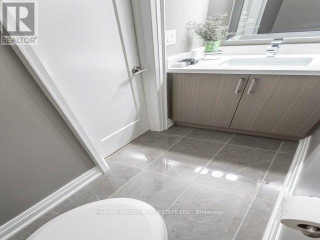 2 - 52 College View Avenue, Toronto, Ontario  M5P 1J5 - Photo 15 - C12970326