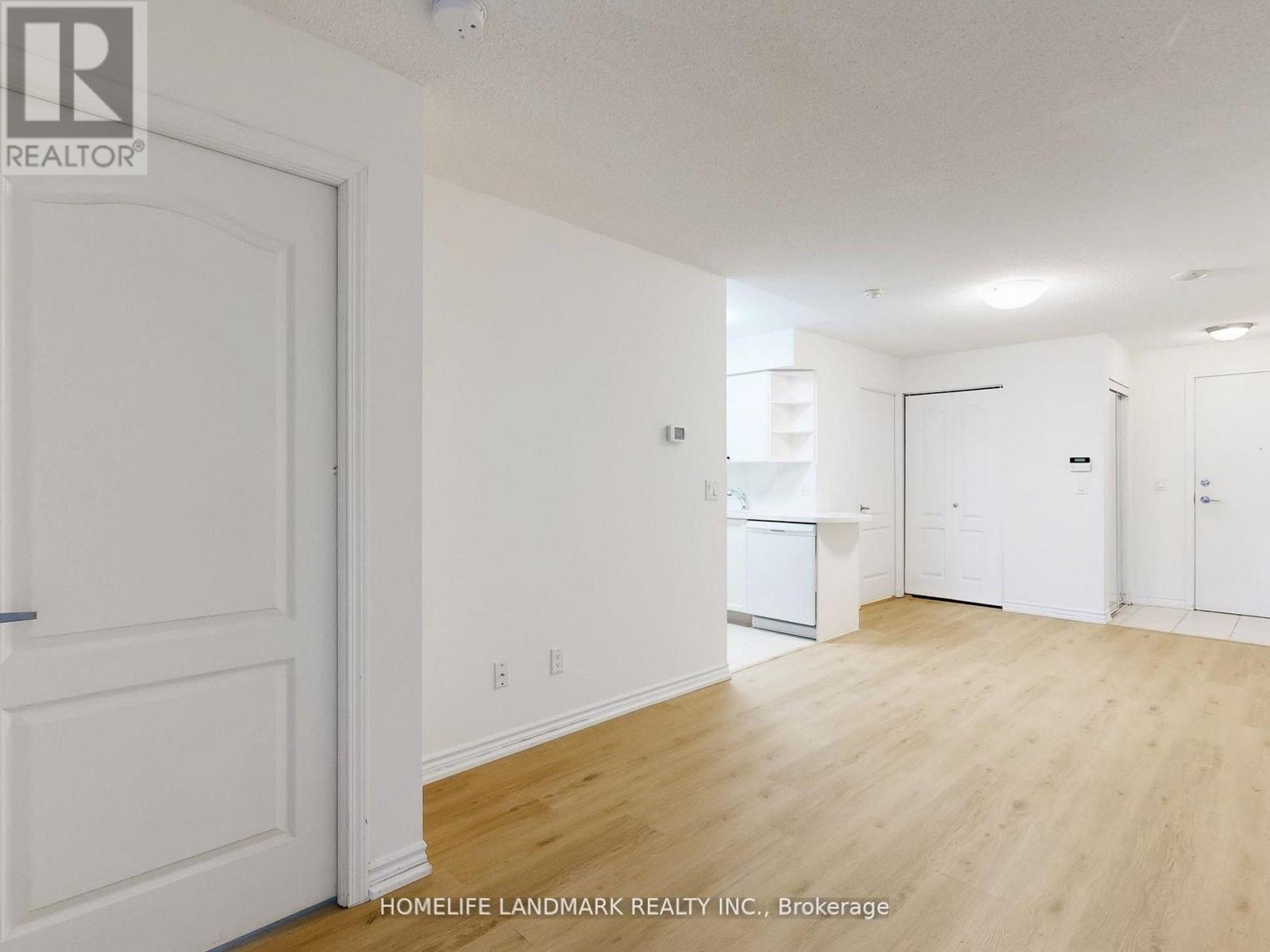 606 - 17 Barberry Place, Toronto, Ontario  M2K 3E2 - Photo 10 - C12970358