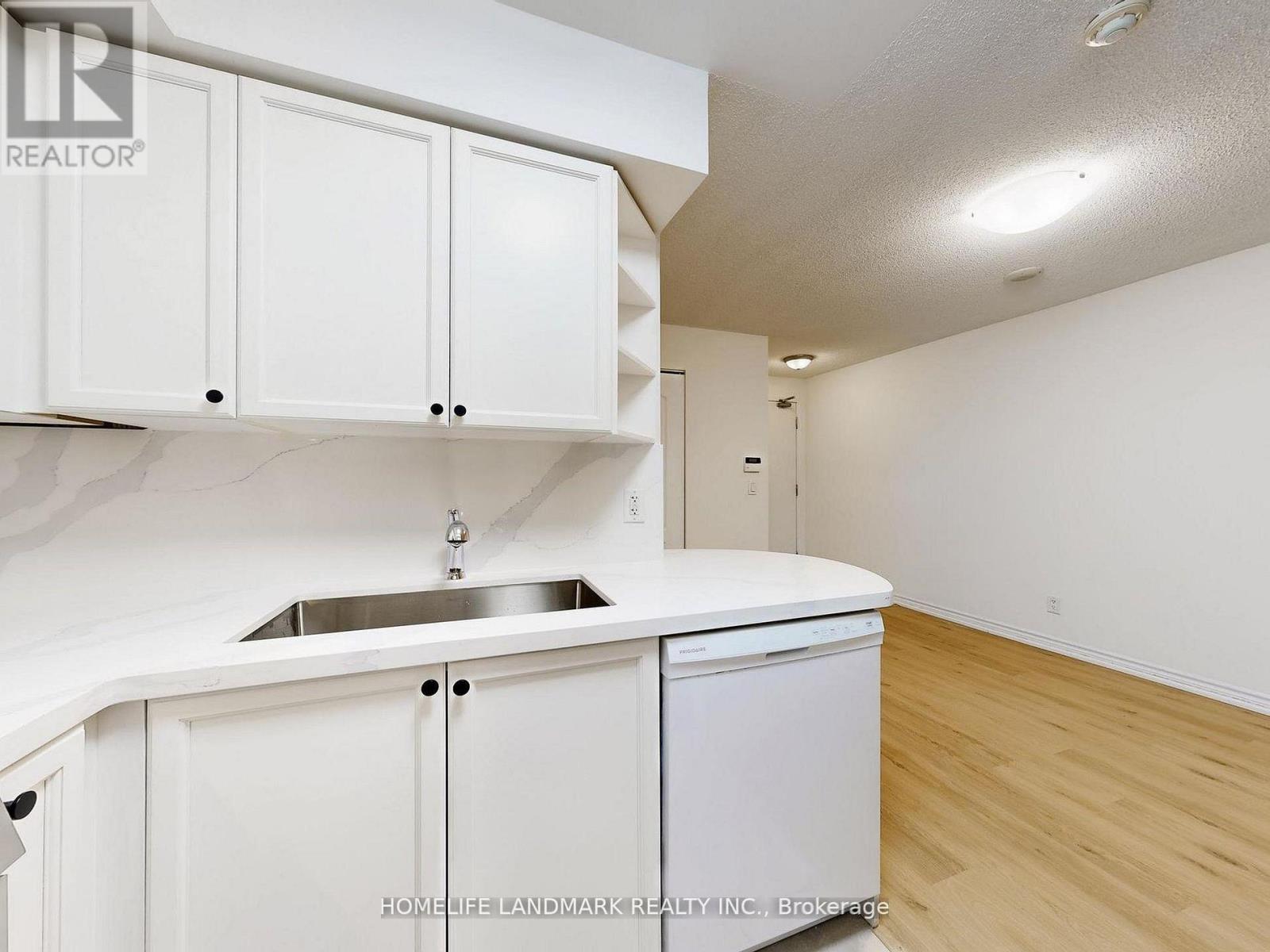 606 - 17 Barberry Place, Toronto, Ontario  M2K 3E2 - Photo 19 - C12970358