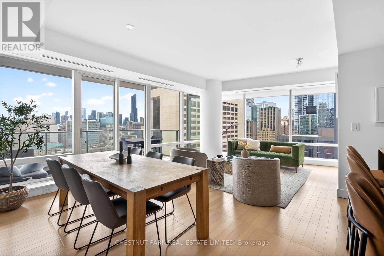 2806 - 180 UNIVERSITY AVENUE, Toronto, Ontario