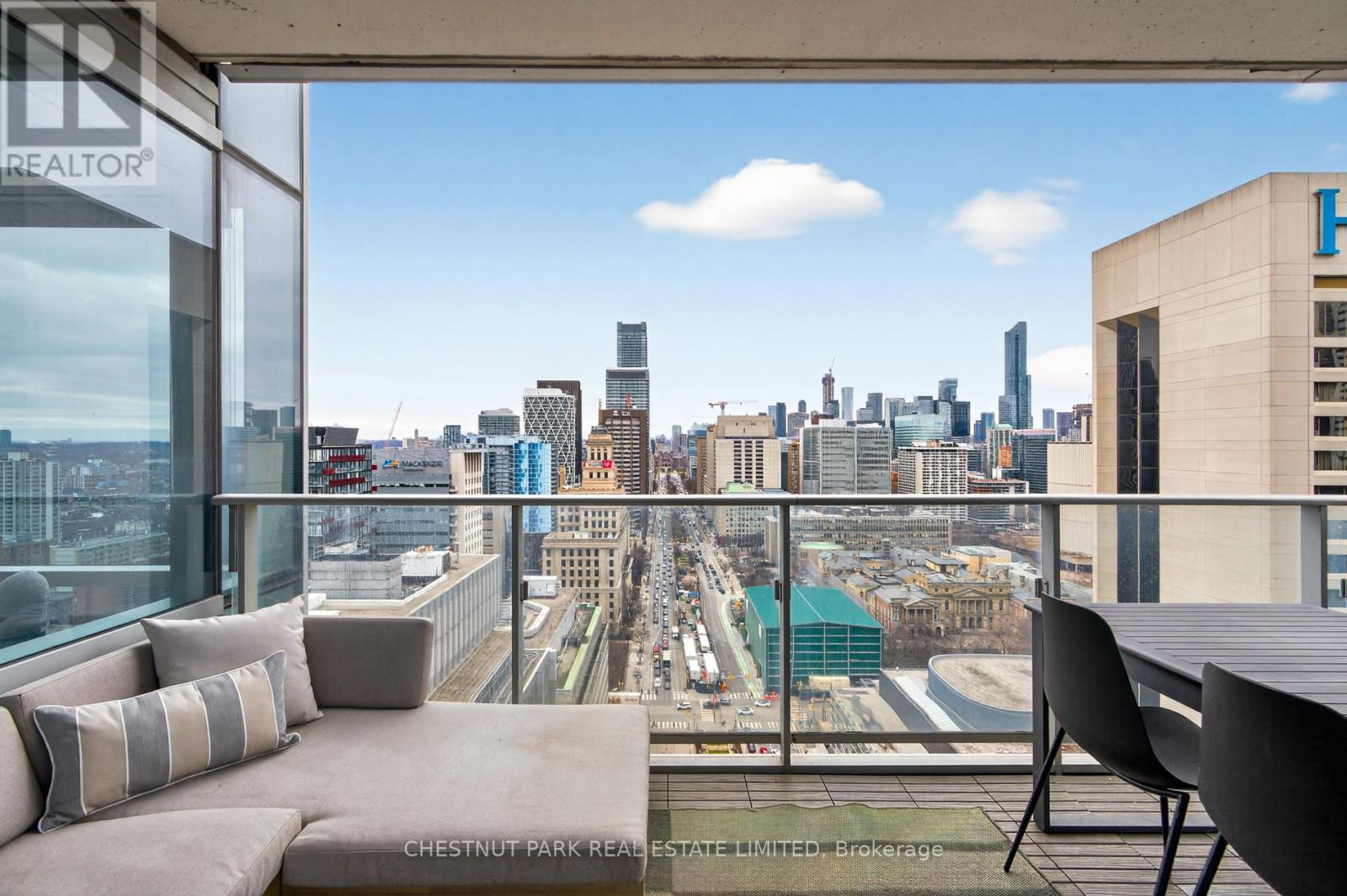 2806 - 180 University Avenue, Toronto, Ontario  M5H 0A2 - Photo 17 - C12970378